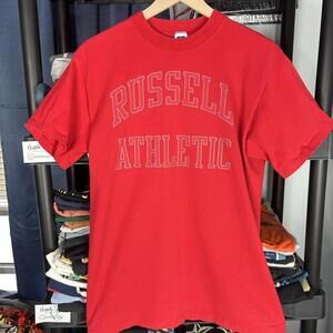 vintage 90’s russell athletic graphic tee large